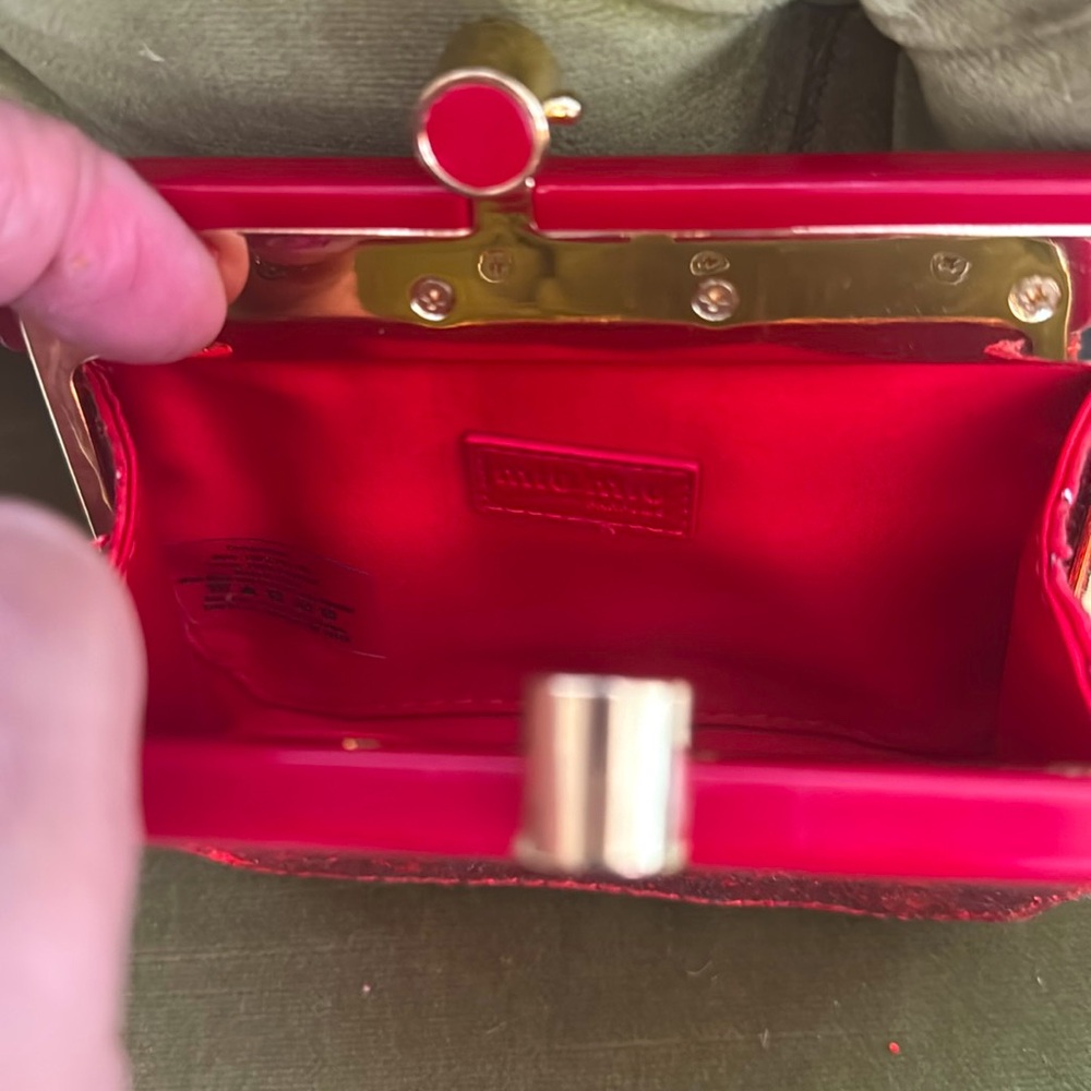 Miu Miu Red Glitter kiss lock snap coin purse - Picture 4 of 4